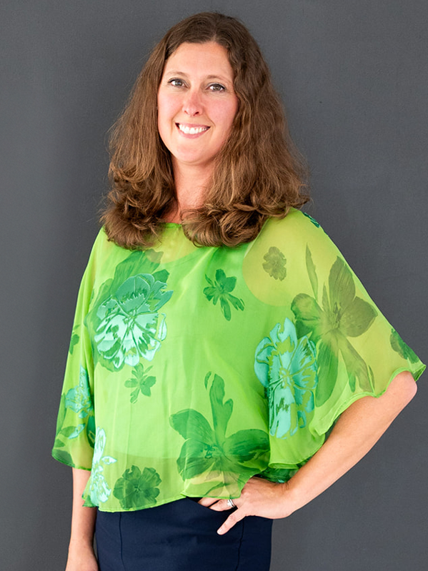 SSWG_Headshot_Michelle-Krebs_Dark-Background_Website